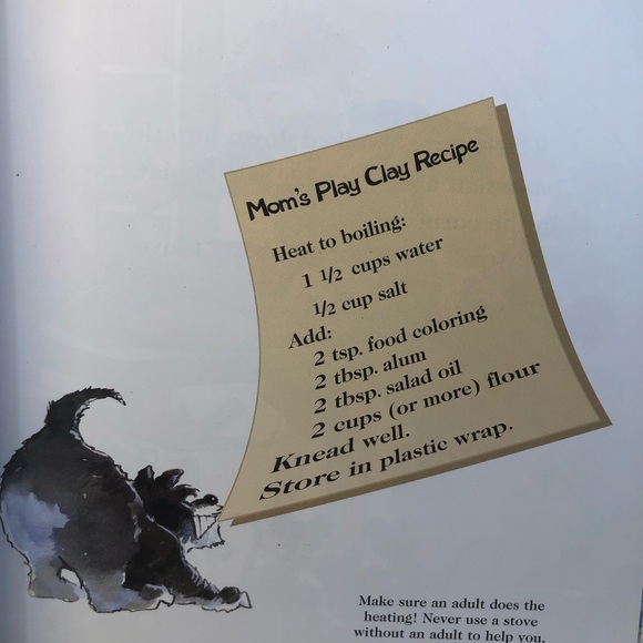 Read by Robert Munsch Mmm Cookies Book with Audio CD Story book read by Munsch - Picture 5 of 7